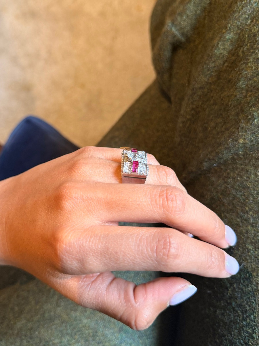 Tank Ring In White Gold With Rubies And Diamonds-photo-4