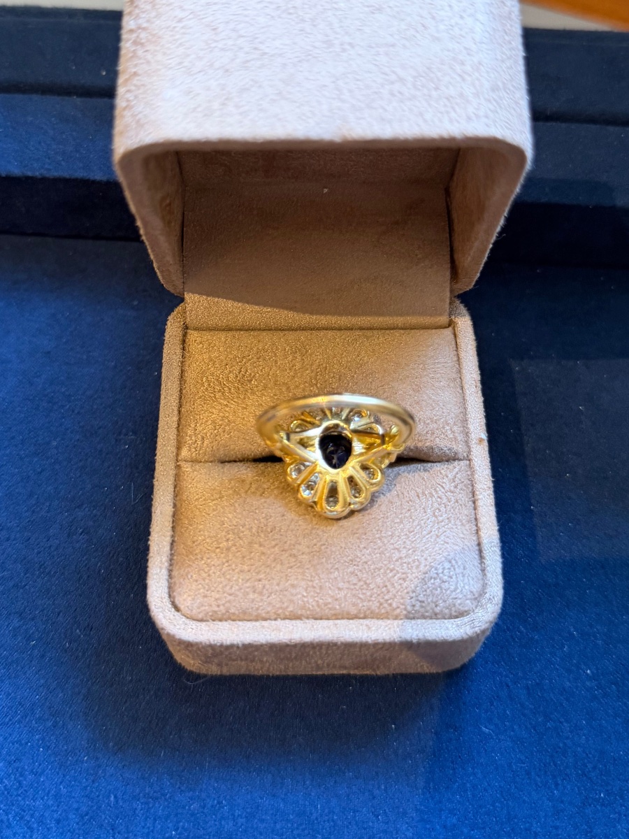 Bague Pompadour en or jaune saphir et diamants -photo-3