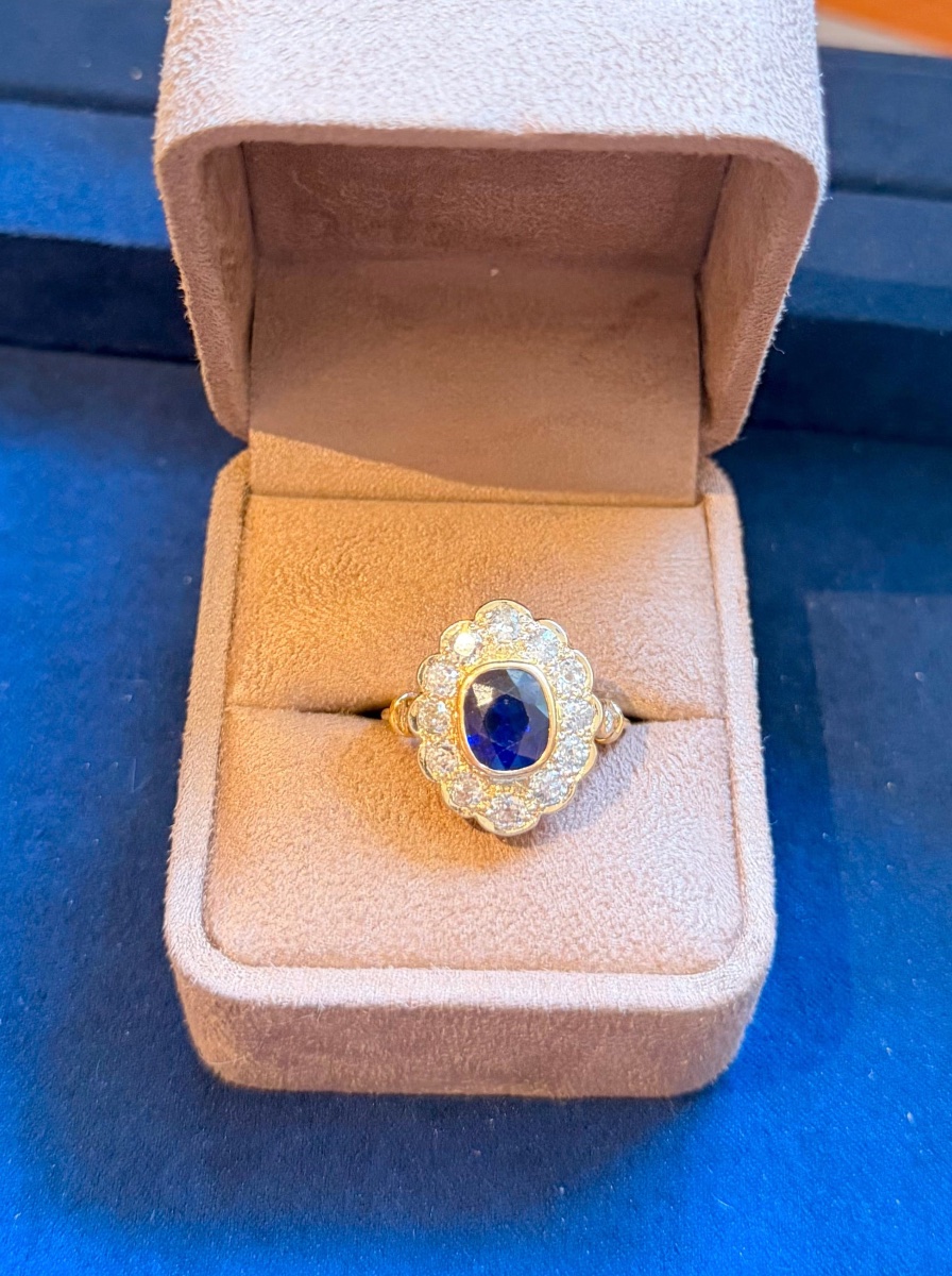 Bague Pompadour en or jaune saphir et diamants -photo-2