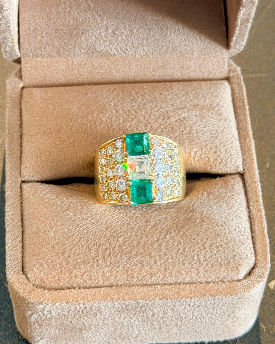 Bandeau Ring In Yellow Gold, Emeralds And Diamonds