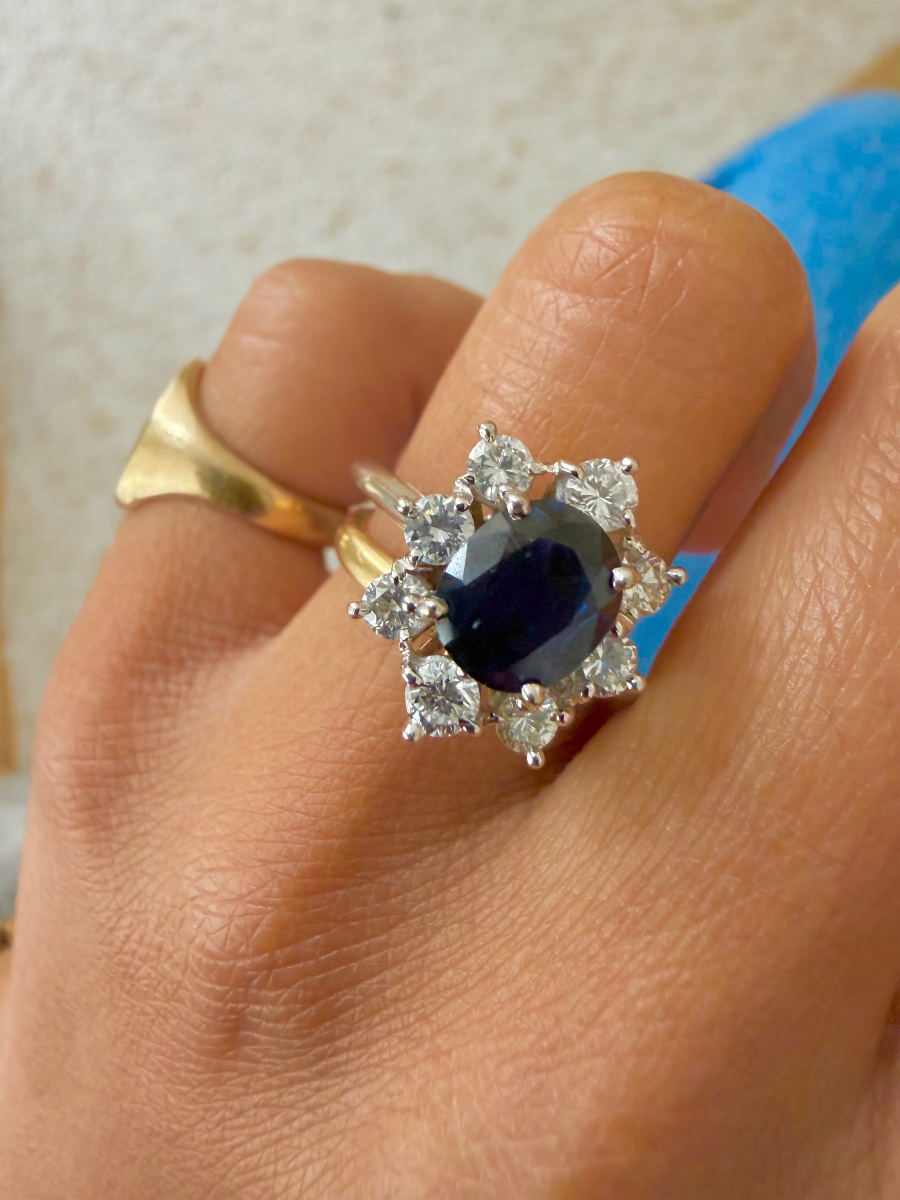 Bague Marguerite or blanc saphir et diamants-photo-3
