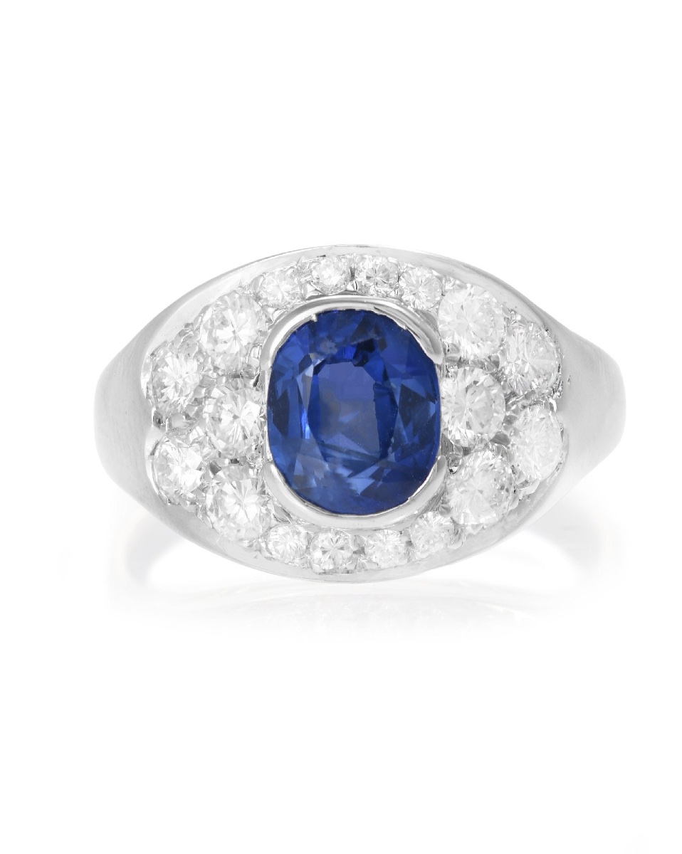 White Gold Band Ring With Sapphire And Diamonds