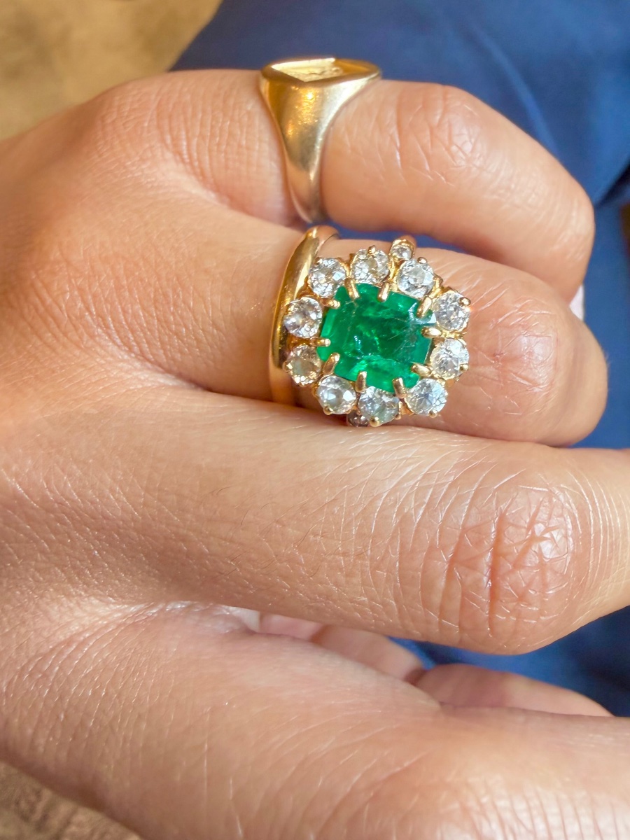 Bague Pompadour en or jaune émeraude et diamants-photo-4