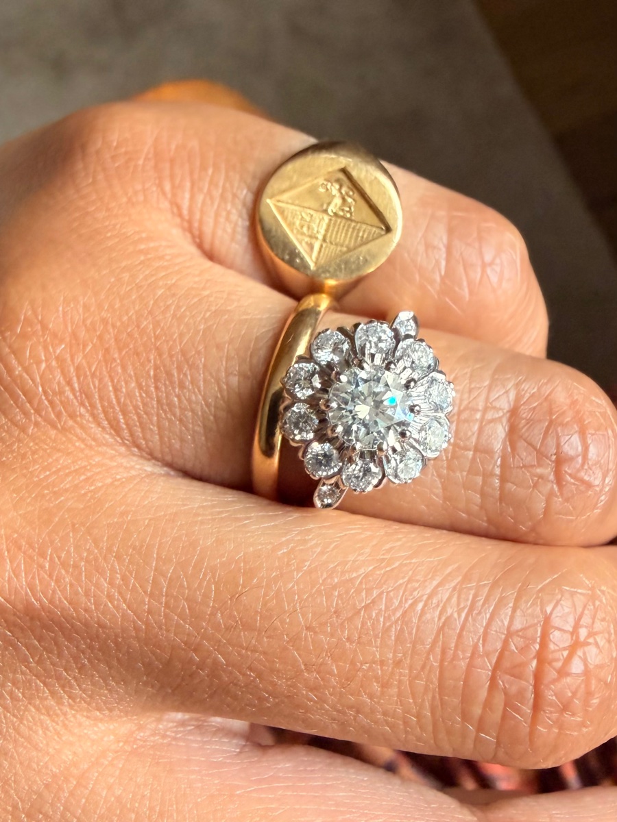 Marguerite Ring In Yellow Gold, White Gold, And Diamonds