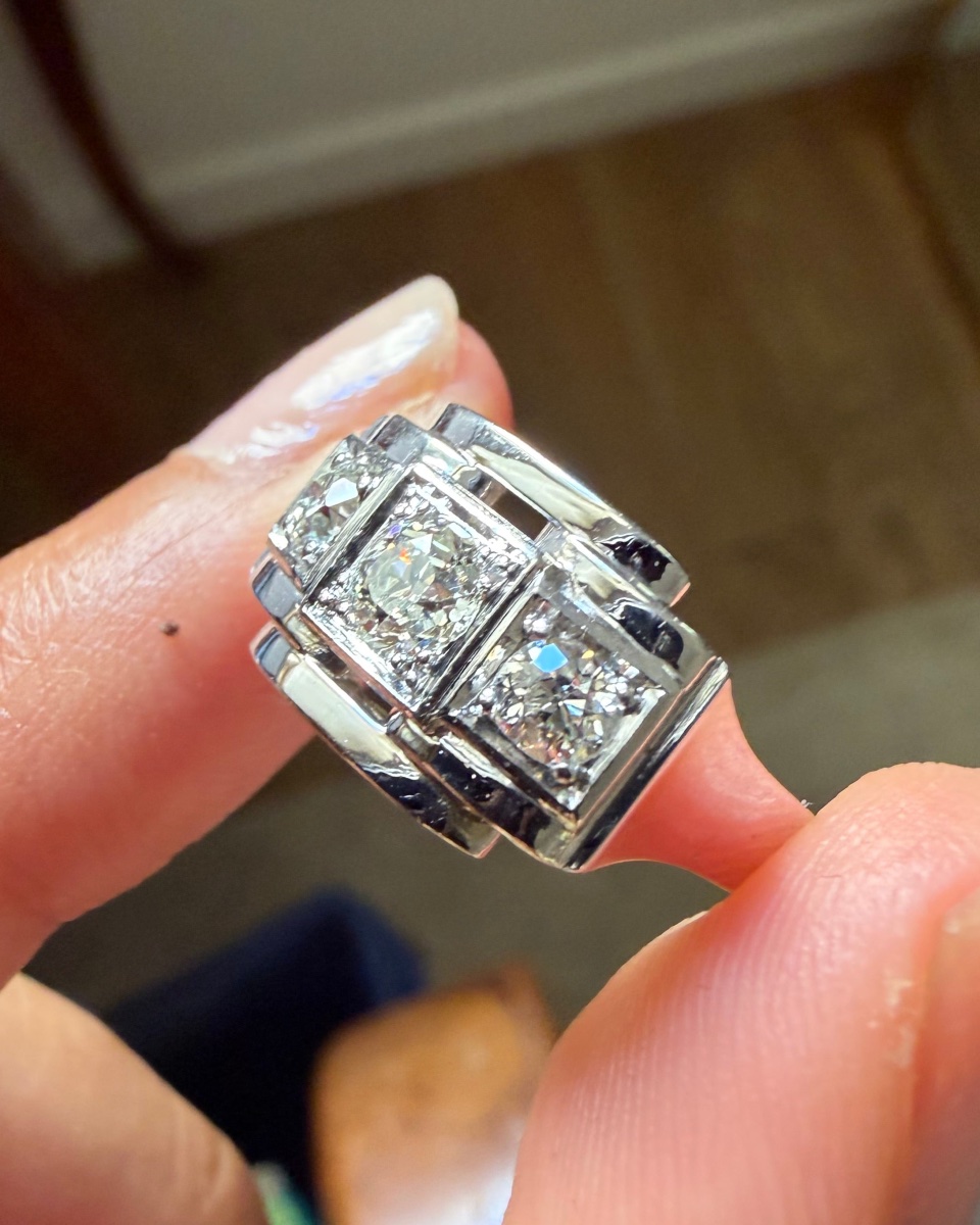 Platinum And Diamond Tank Ring-photo-2