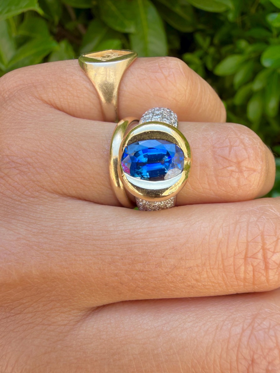  Yellow Gold, White Gold, Sapphire, And Diamond Band Ring