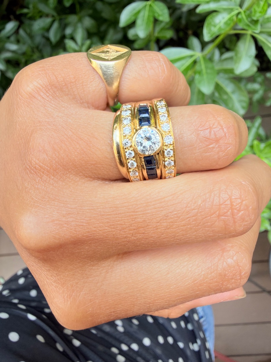 Yellow Gold Band Ring With Sapphires And Diamonds 