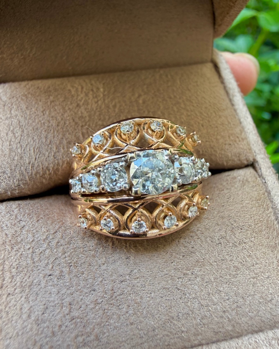 Rose Gold And Diamond Band Ring-photo-3