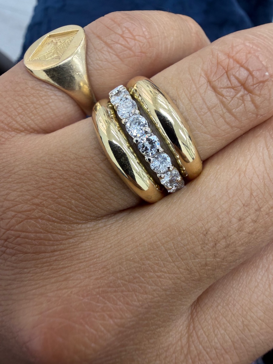 Bague bandeau en or jaune et diamants-photo-1