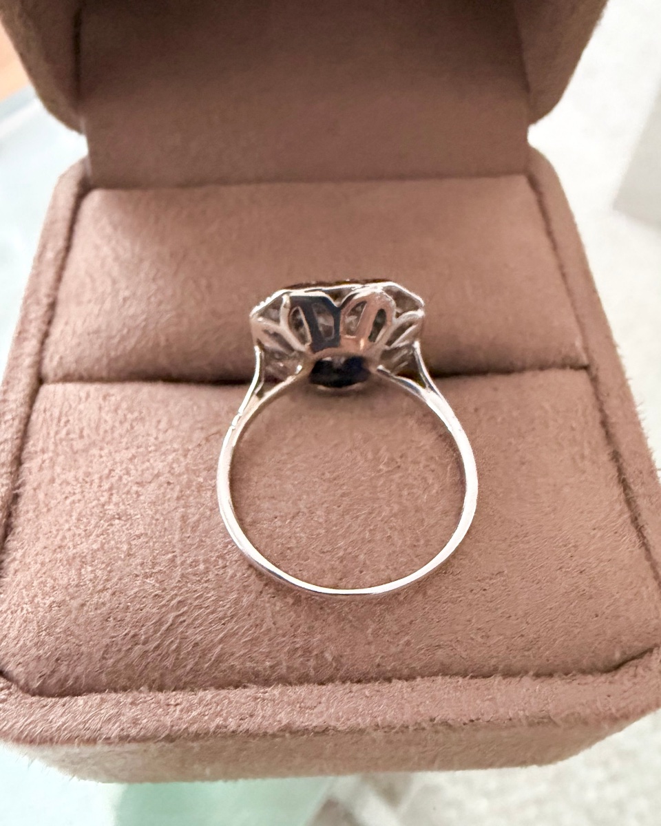 Art Deco Ring In White Gold With 1.5 Carats Of Diamonds-photo-2