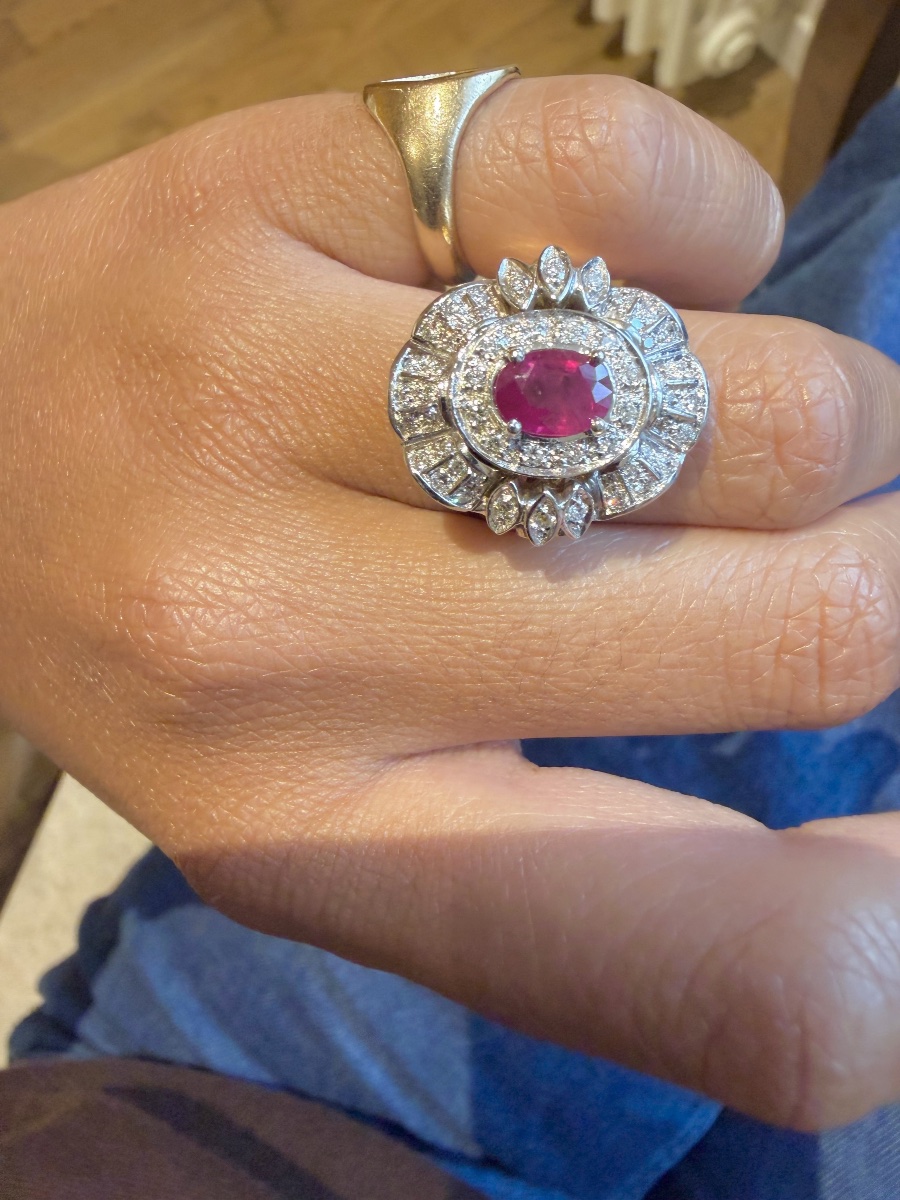 Pompadour Ring In White Gold With Rubies And Diamonds-photo-2