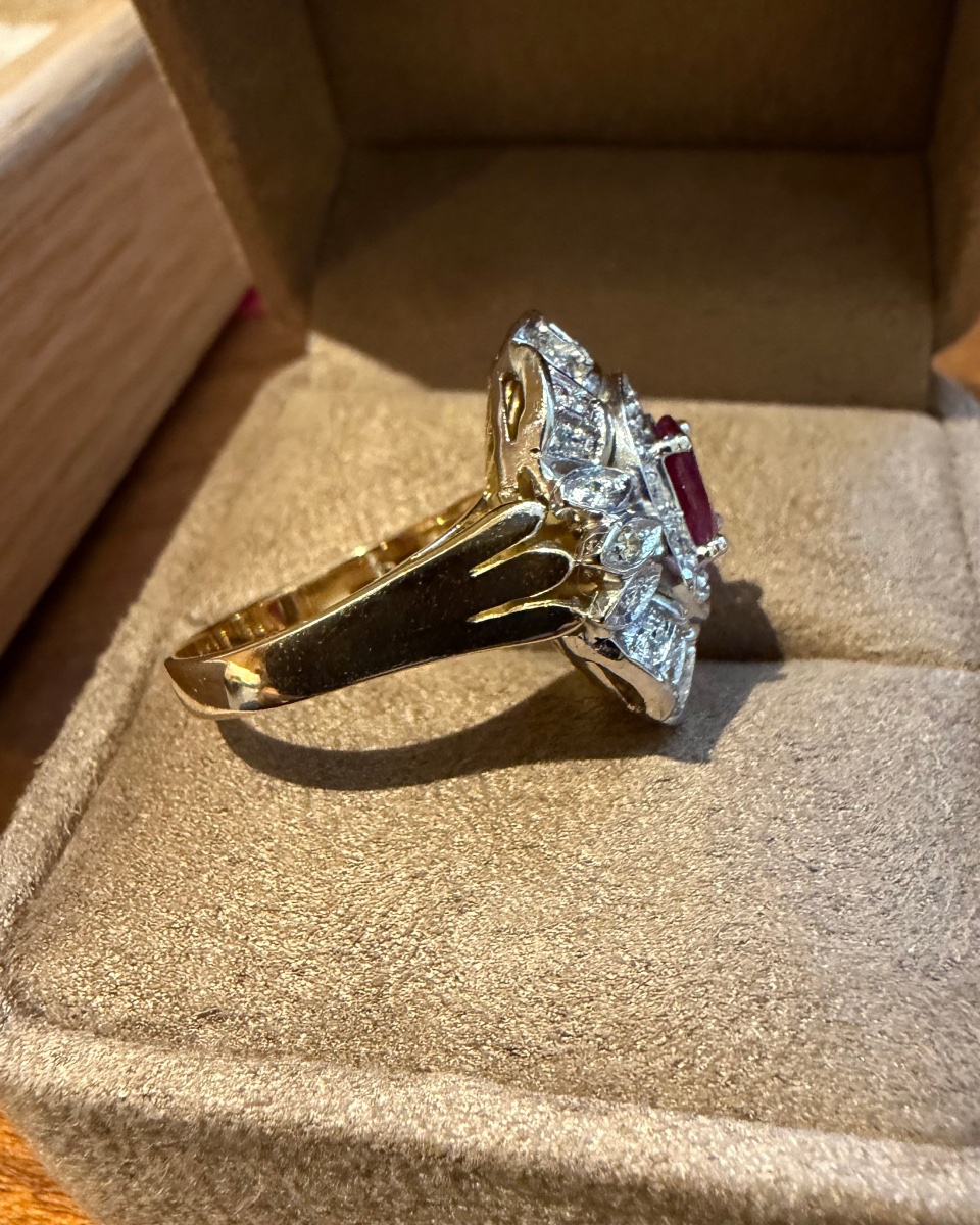 Pompadour Ring In White Gold With Rubies And Diamonds-photo-1