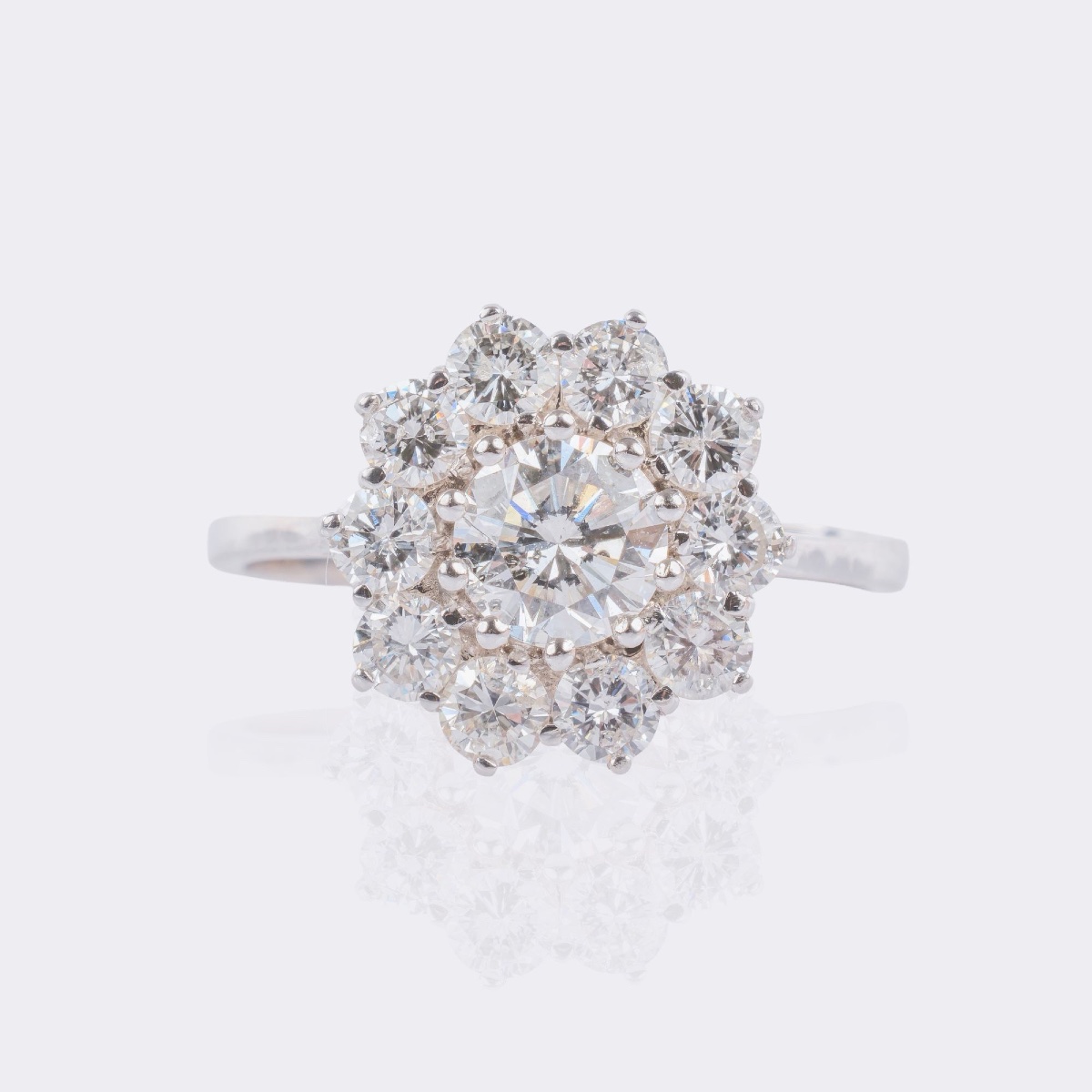 Marguerite Ring In White Gold And Diamonds -photo-1