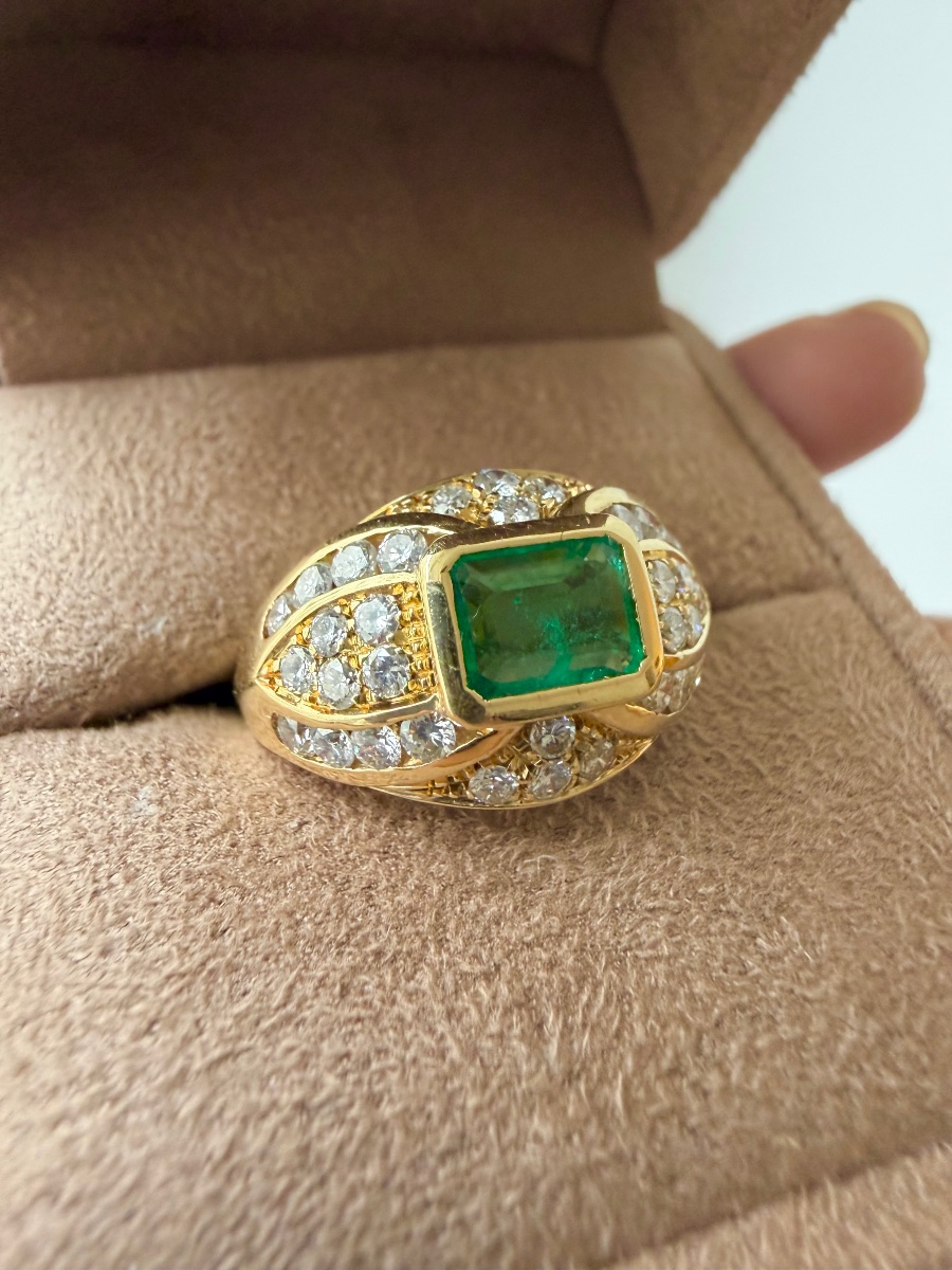 Yellow Gold Band Ring With Emeralds And Diamonds-photo-4