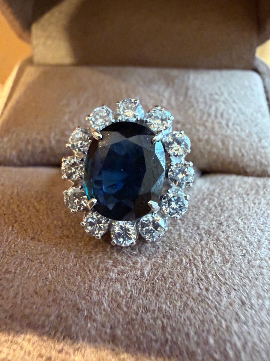 Bague Marguerite en or blanc saphir et diamants-photo-3