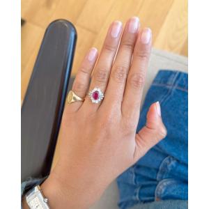 Bague Marquise en or blanc, rubis et diamants