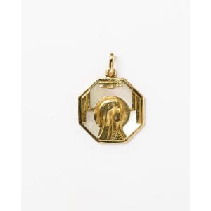 Pendentif Médaille Art Déco Sainte Vierge Marie en or jaune et nacre