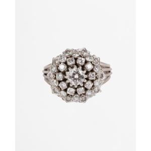 Flower Ring In White Gold And Diamonds