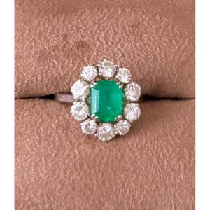 Bague Marguerite en or blanc émeraude et diamants