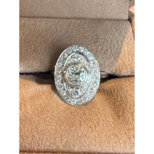 Bague Pompadour en or blanc et diamants