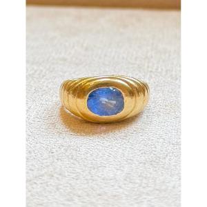 Bague jonc or jaune et saphir