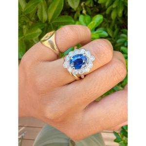 Bague Pompadour en or blanc, saphir et diamants