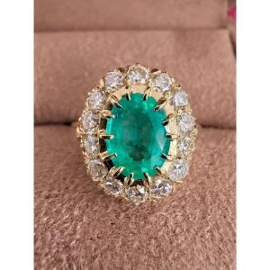 Bague Pompadour en or jaune, émeraude et diamants
