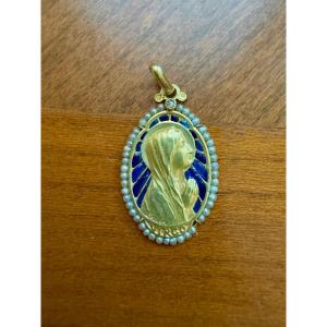 Médaille Sainte Vierge Marie Sellier en or jaune émail et perles fines
