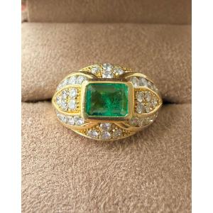 Yellow Gold Band Ring With Emeralds And Diamonds
