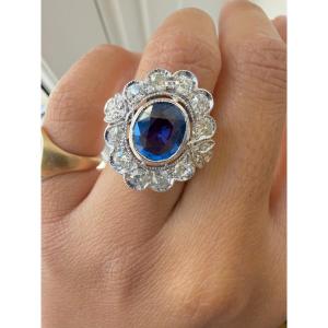 Bague Pompadour en or blanc, saphir et diamants