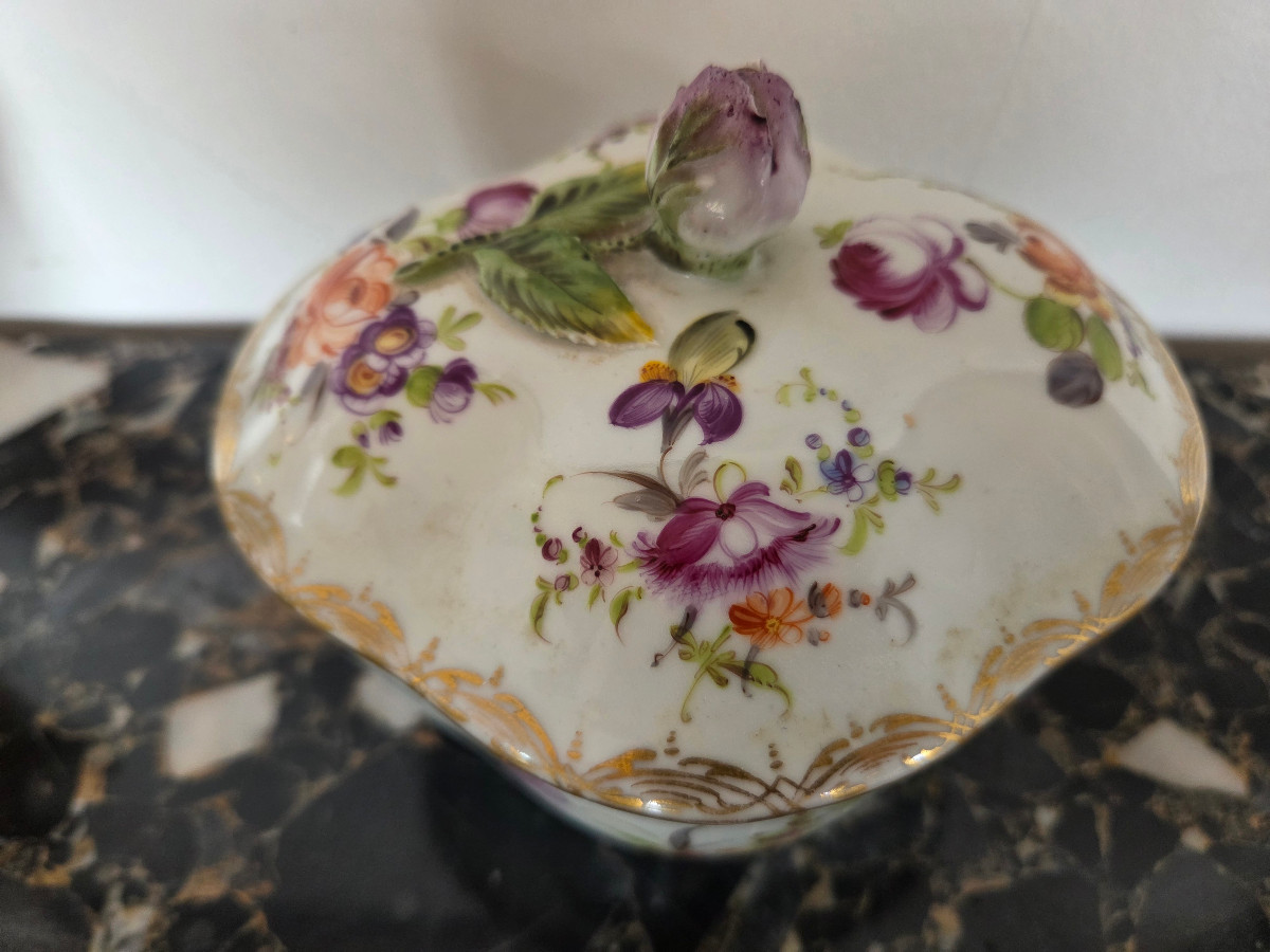 Two Porcelain Sugar Bowls – Paris 20th Century.-photo-1