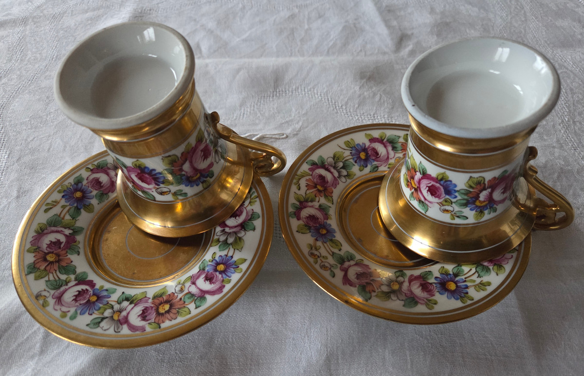 Porcelain Coffee Cups – 20th Century.-photo-4