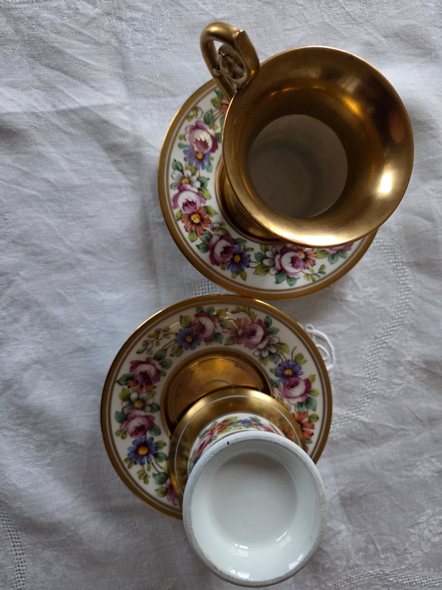 Porcelain Coffee Cups – 20th Century.-photo-1