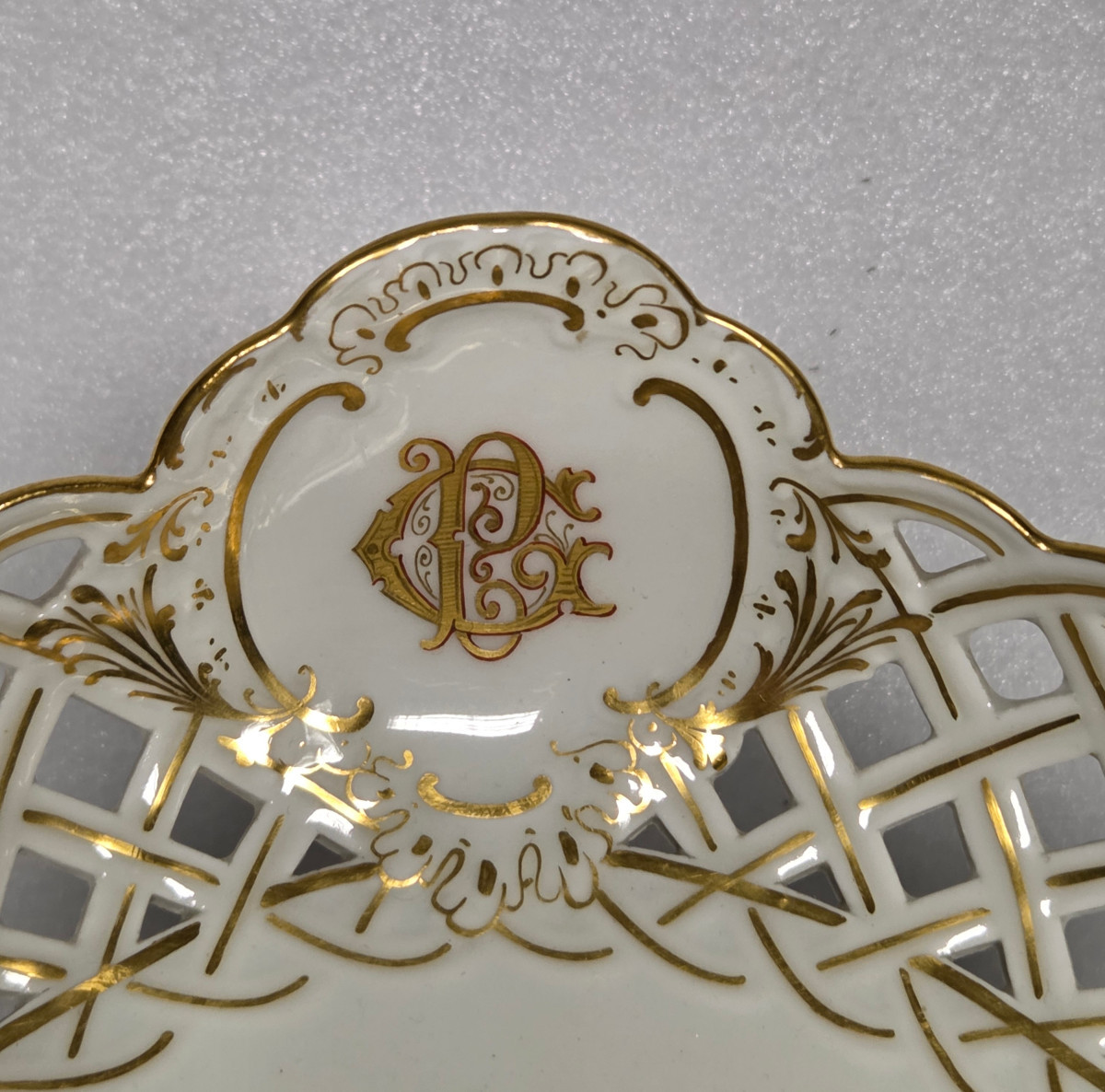 COUPE PORCELAINE – SAXE XXème siècle.-photo-1