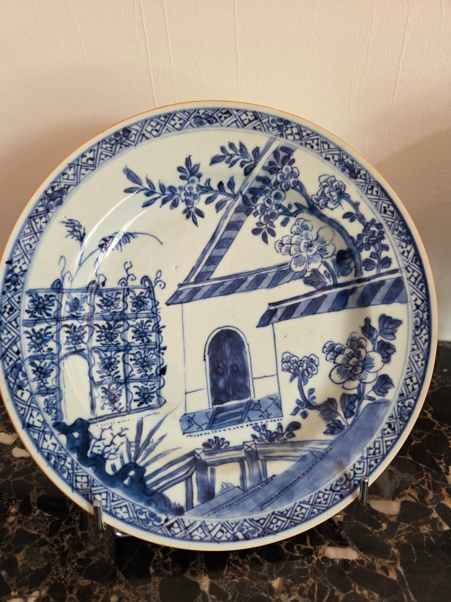 China:  2 18th-century Porcelain Plates.-photo-3