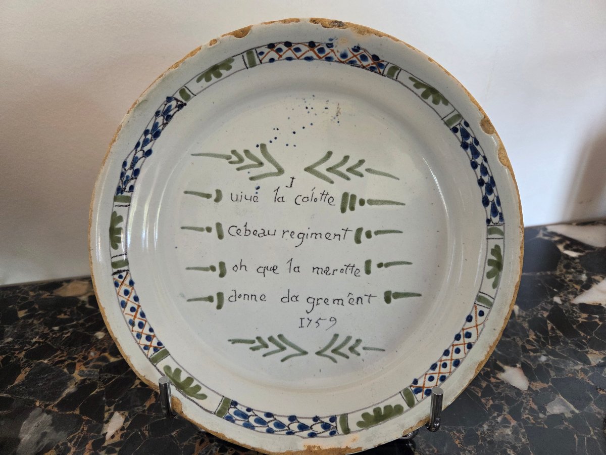 Nevers – 2 18th-century Plates.-photo-3