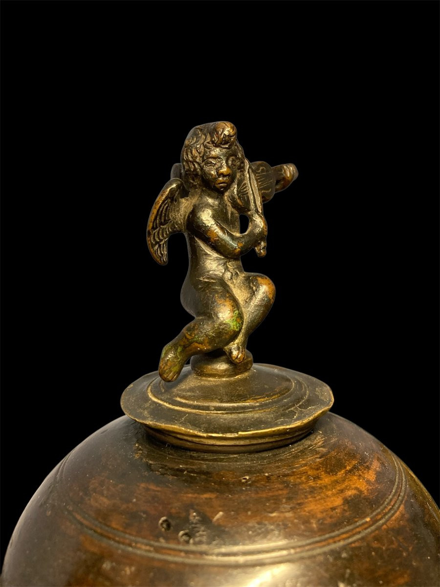 Fin Du XVI Siècle - Venise - Pyxide En Bois Tourné, Gravé Et Doré Avec Putto Jouant La Lire-photo-4