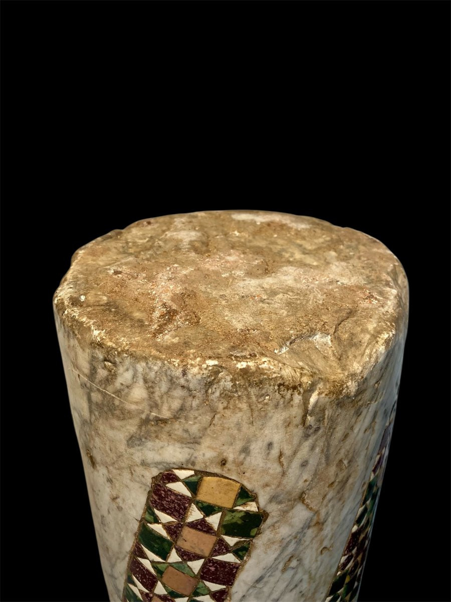 3° quart du XII siècle - Italie Centrale - Fragment superieur de Colonne Cosmatesque-photo-1
