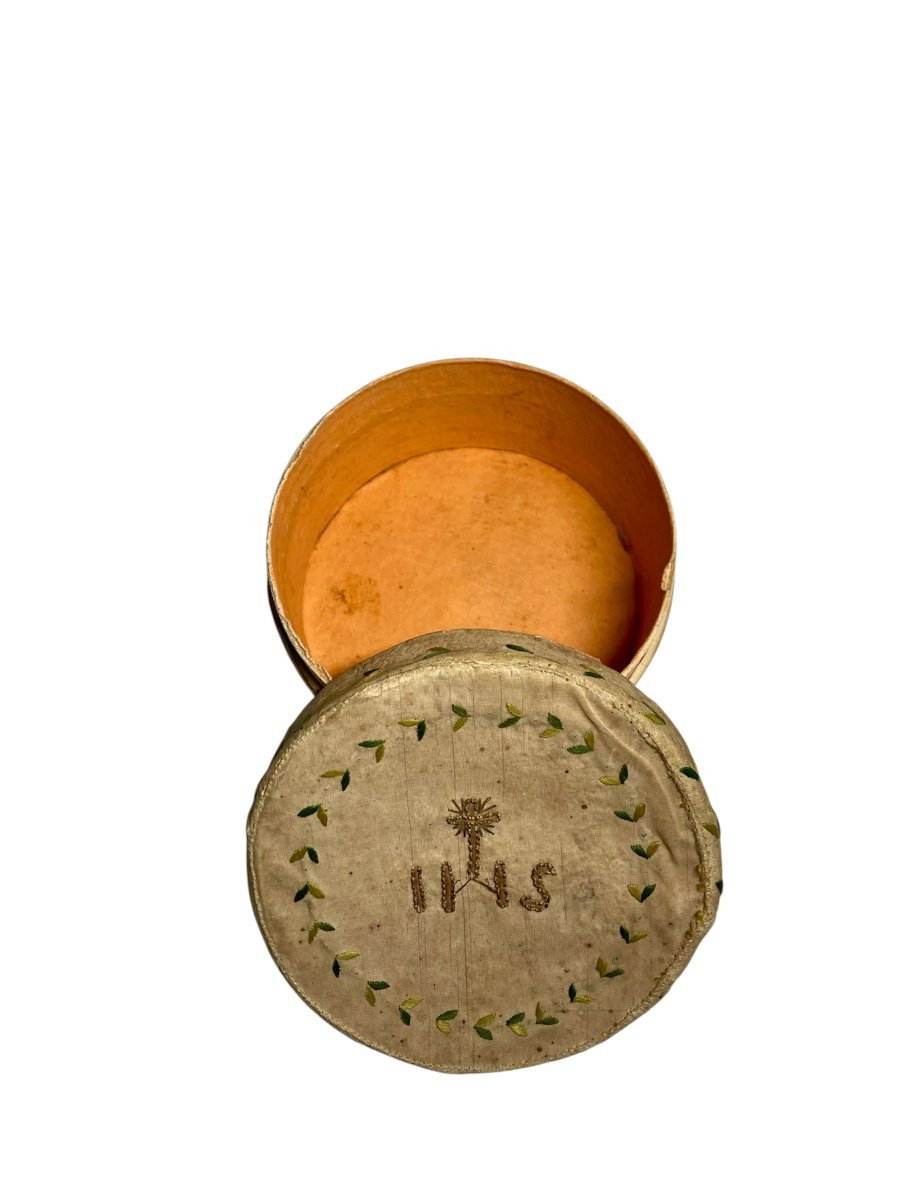 Late XVIII Century - Embroidered Silk And Paper - Host Holder Box-photo-4