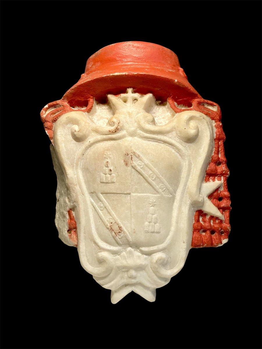 White Marble Coat Of Arms Of Cardinal Antonio Felice Chigi-zondadari - Siena, Circa 1712