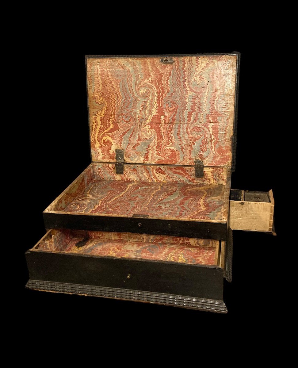 XVII Siècle - Toscane / Ombrie - Bureau De Voyage Marqueté En ébène 