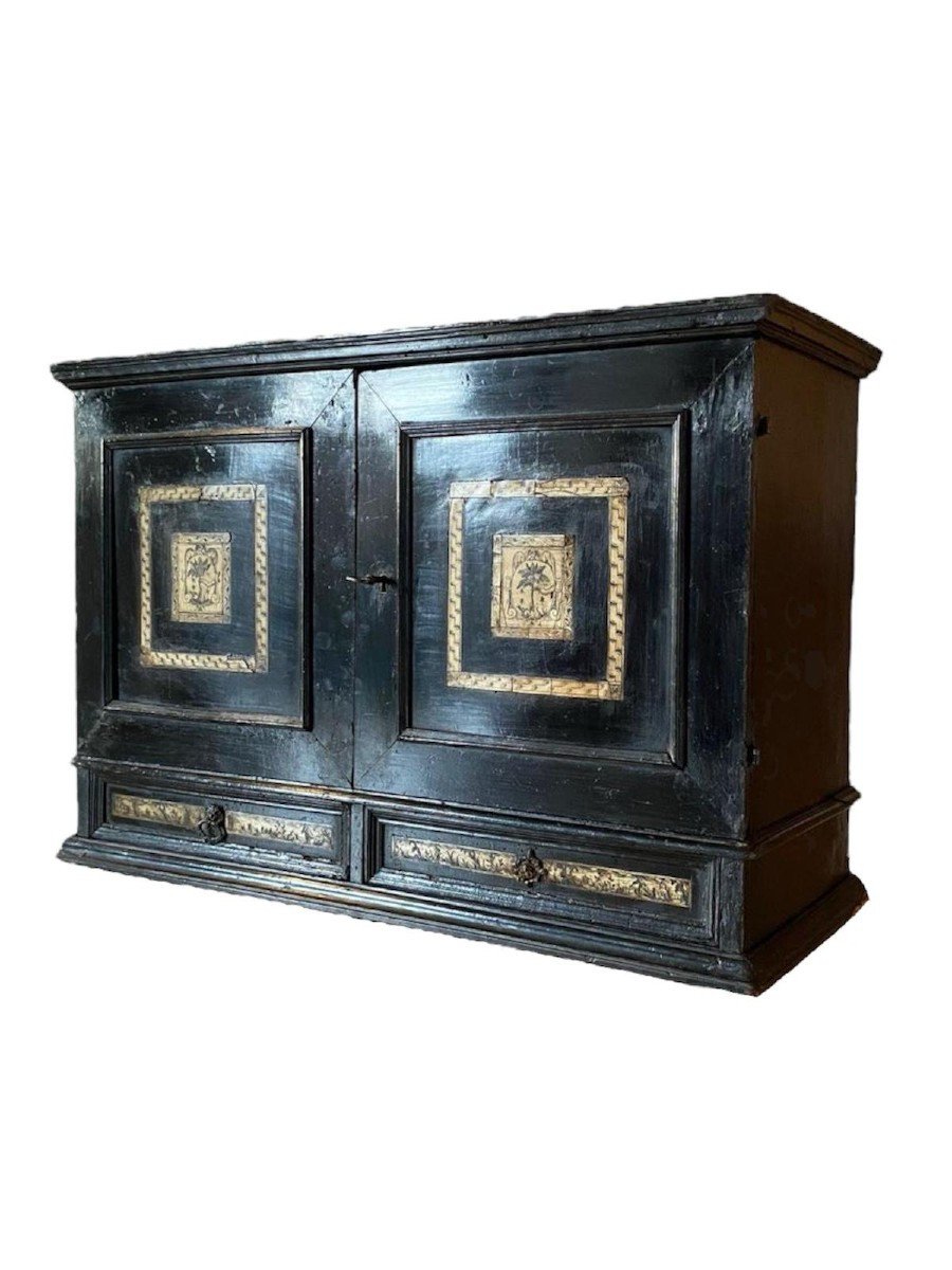 XVII Siècle - Ligurie - Cabinet En Bois Noirci Avec Incrustations En Os