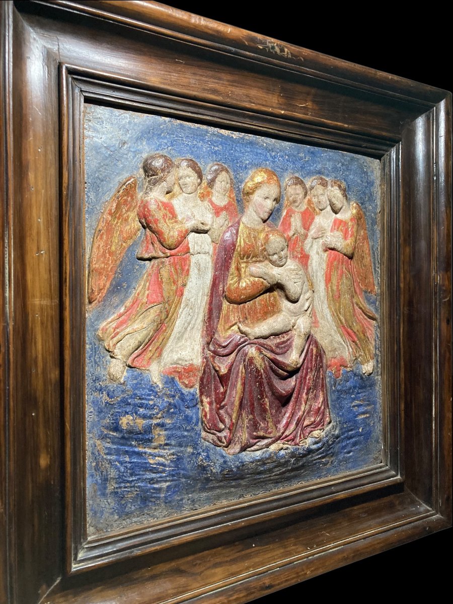 Atelier Della Robbia – Milieu du XV siècle – Bas-relief en stuc polychrome et doré -photo-6
