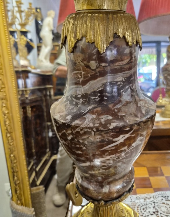 Paire de grandes lampes  en marbre et bronze -photo-2