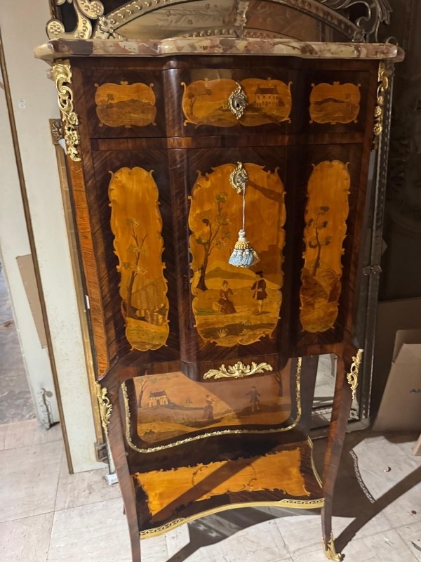 Secrétaire en bronze doré et marqueterie (époque XIXe ) 