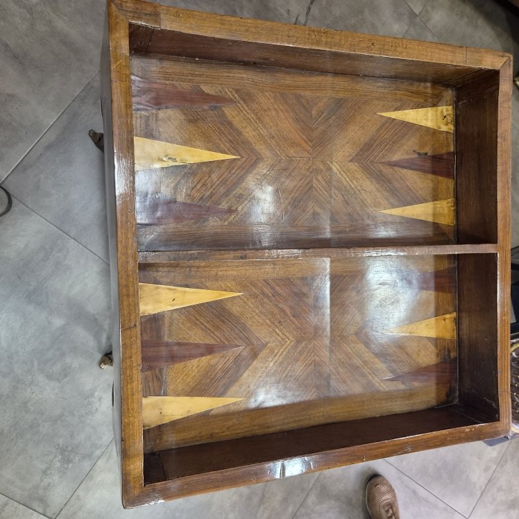 Late 18th-century Game Table -photo-1