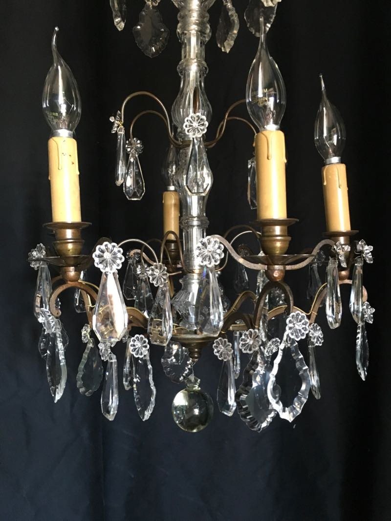 Chandelier With Six Arms Of Light-photo-2