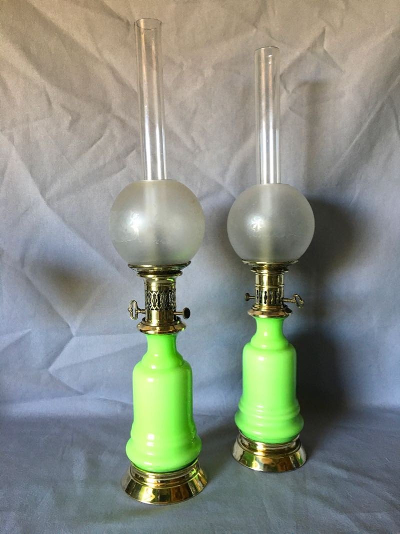 Paire de Lampes à Huile à Modérateur en Opaline XIXe-photo-3