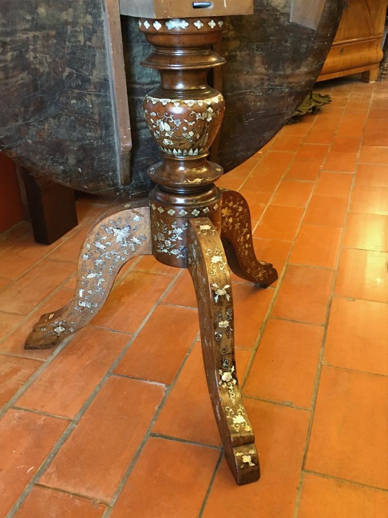 Indochinese Pedestal Table With Mother-of-pearl Inlay Late 19th Century-photo-1