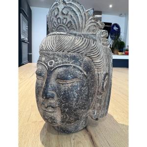 Tête de Guanyin en Pierre .